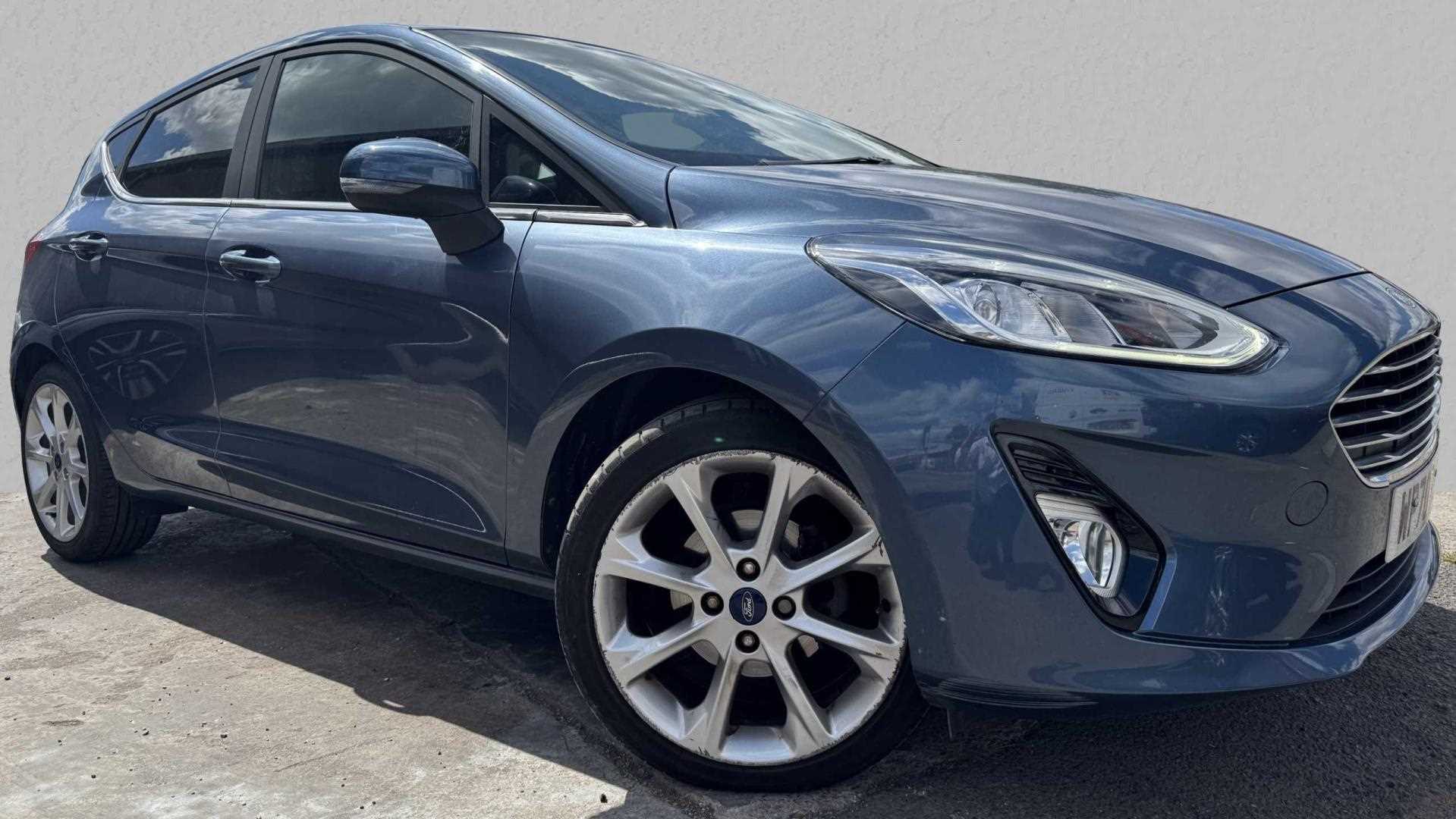 Main listing image - Ford Fiesta