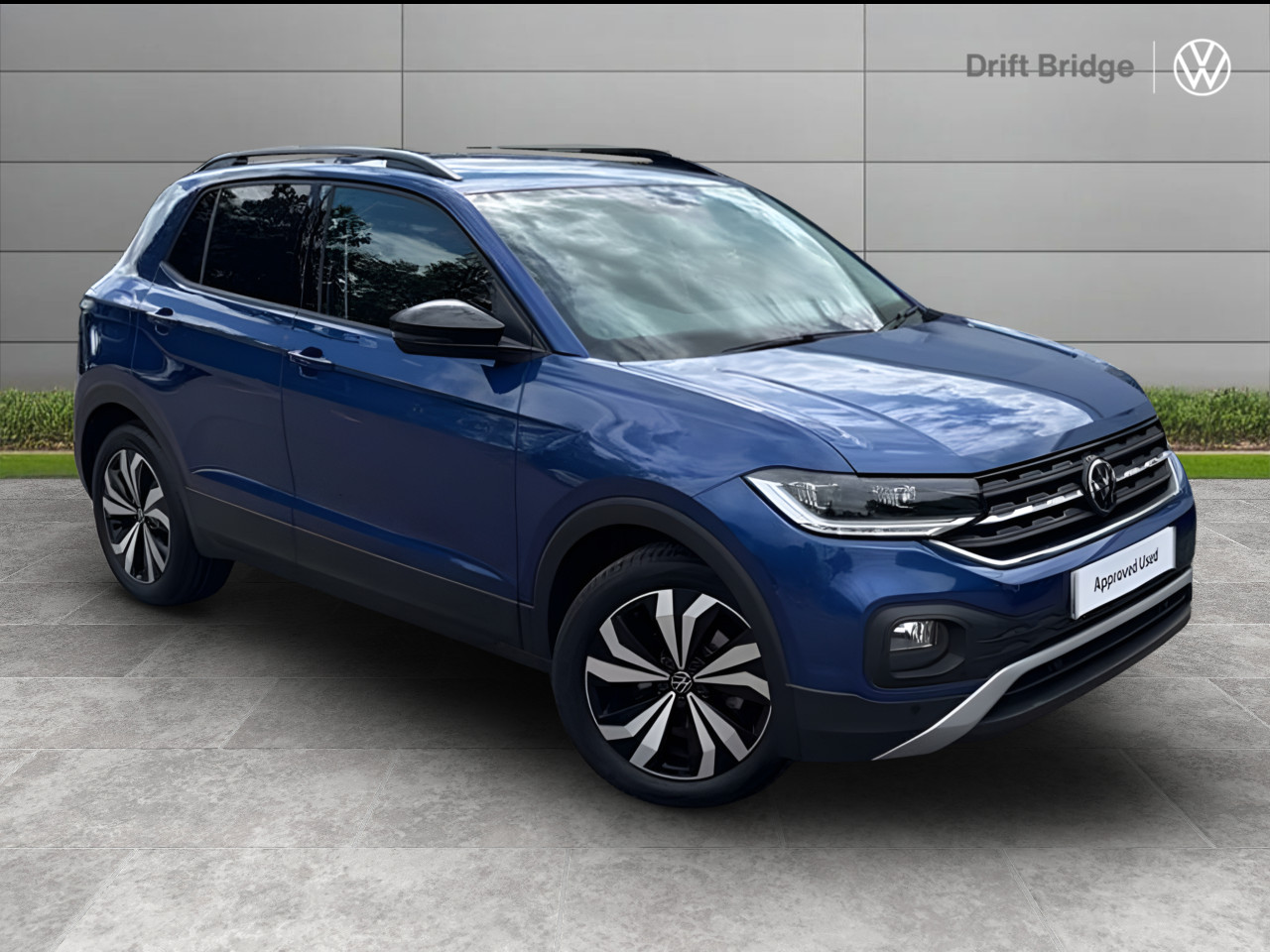 Main listing image - Volkswagen T-Cross