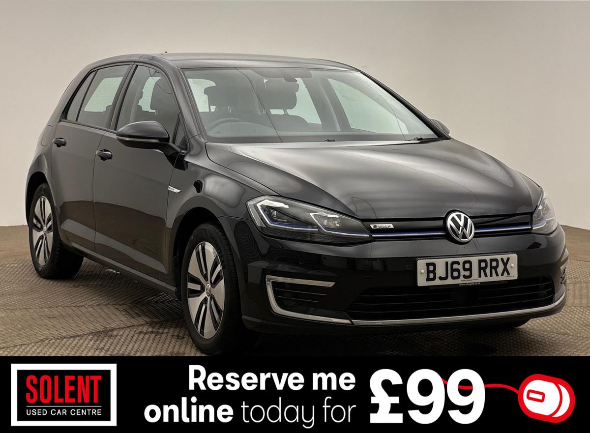 Main listing image - Volkswagen Golf