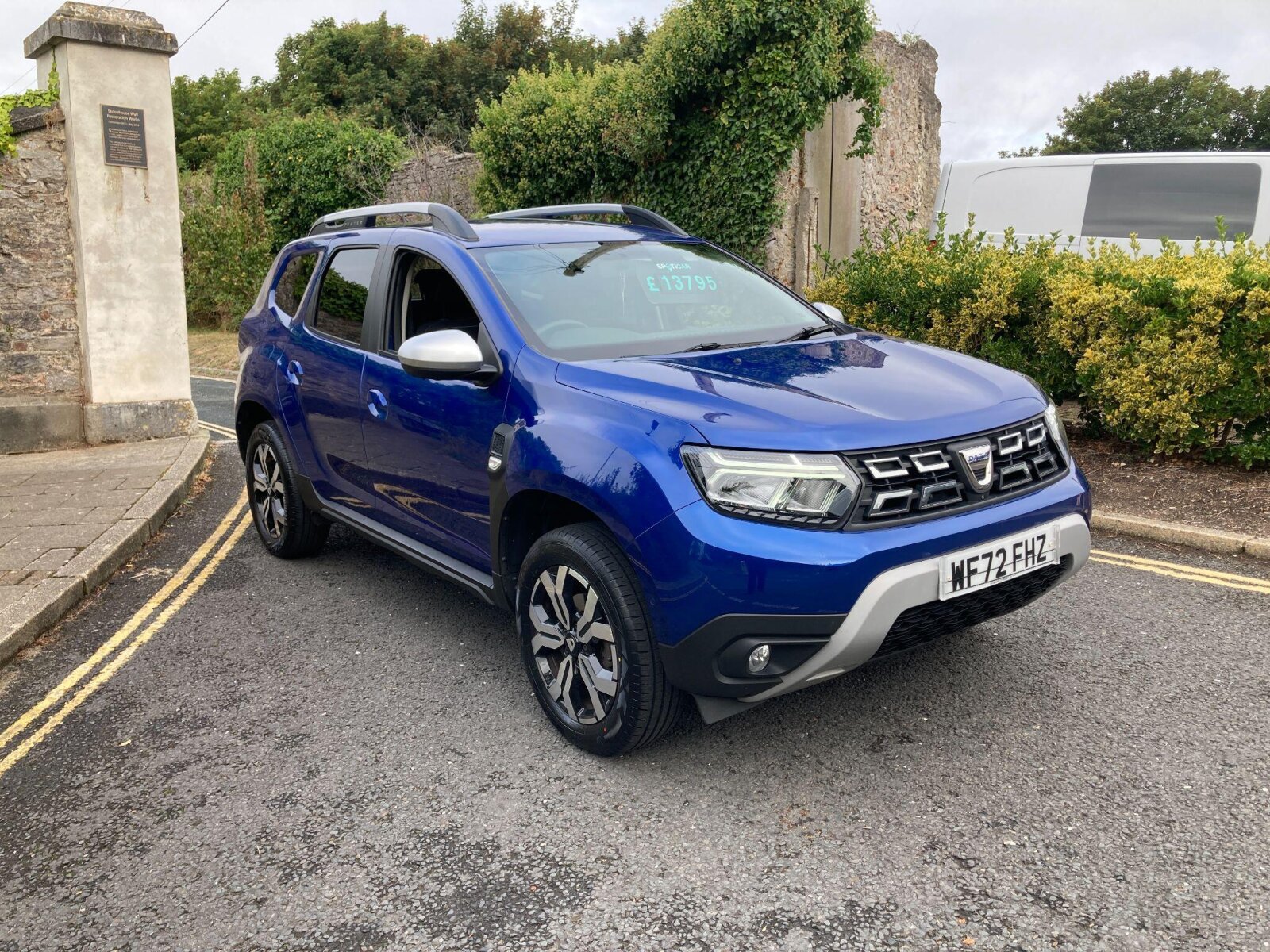 Main listing image - Dacia Duster