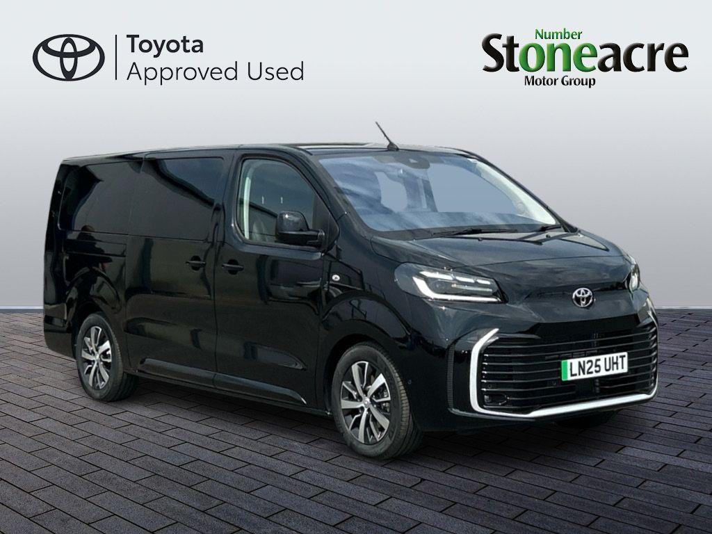 Main listing image - Toyota Proace Verso