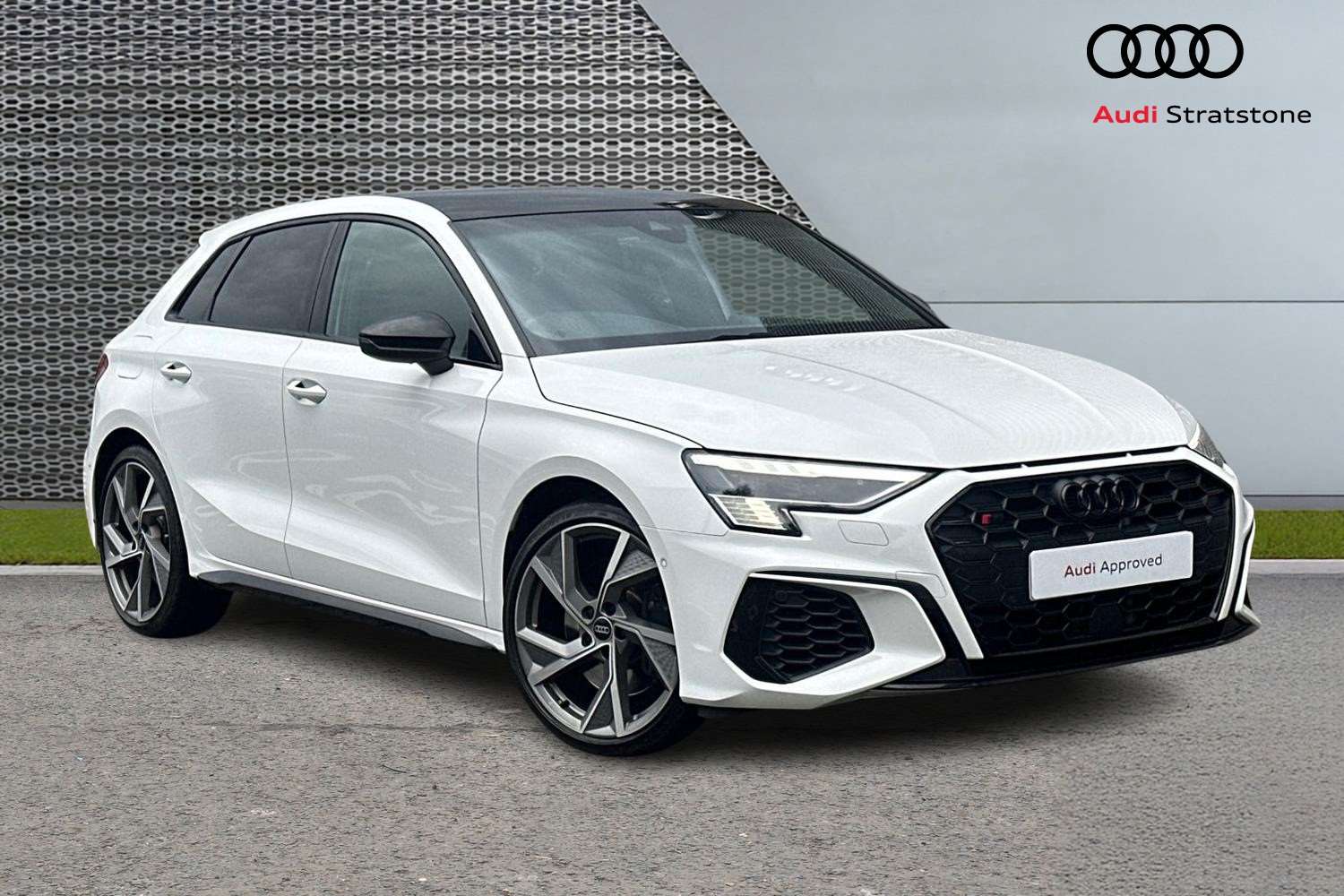 Main listing image - Audi S3