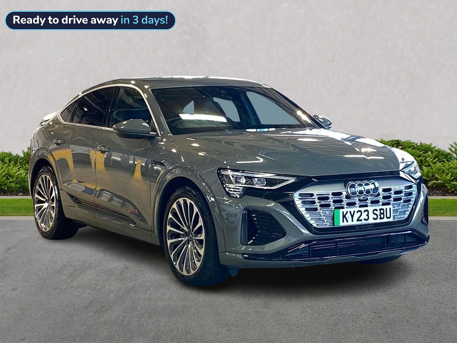 Main listing image - Audi Q8 e-tron