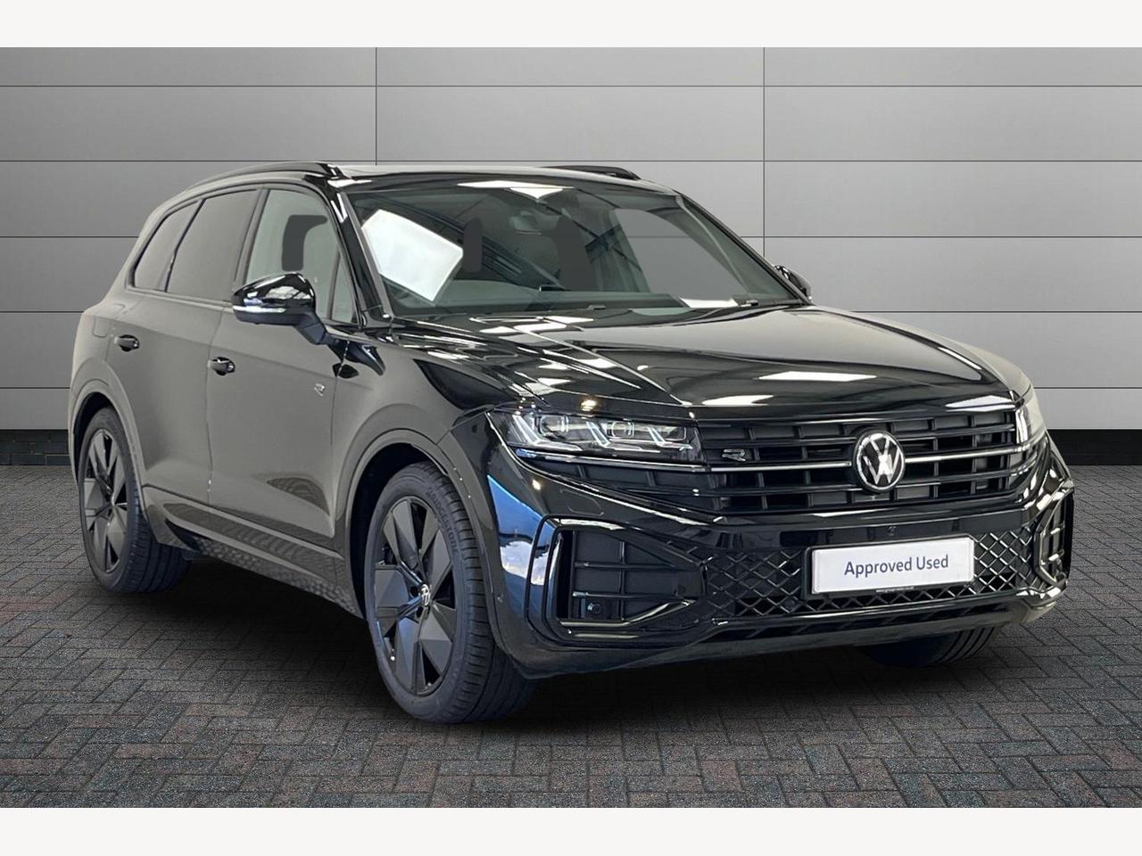 Main listing image - Volkswagen Touareg