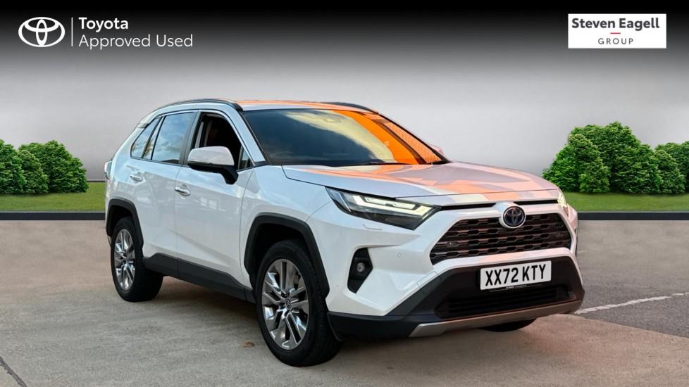 Main listing image - Toyota RAV4