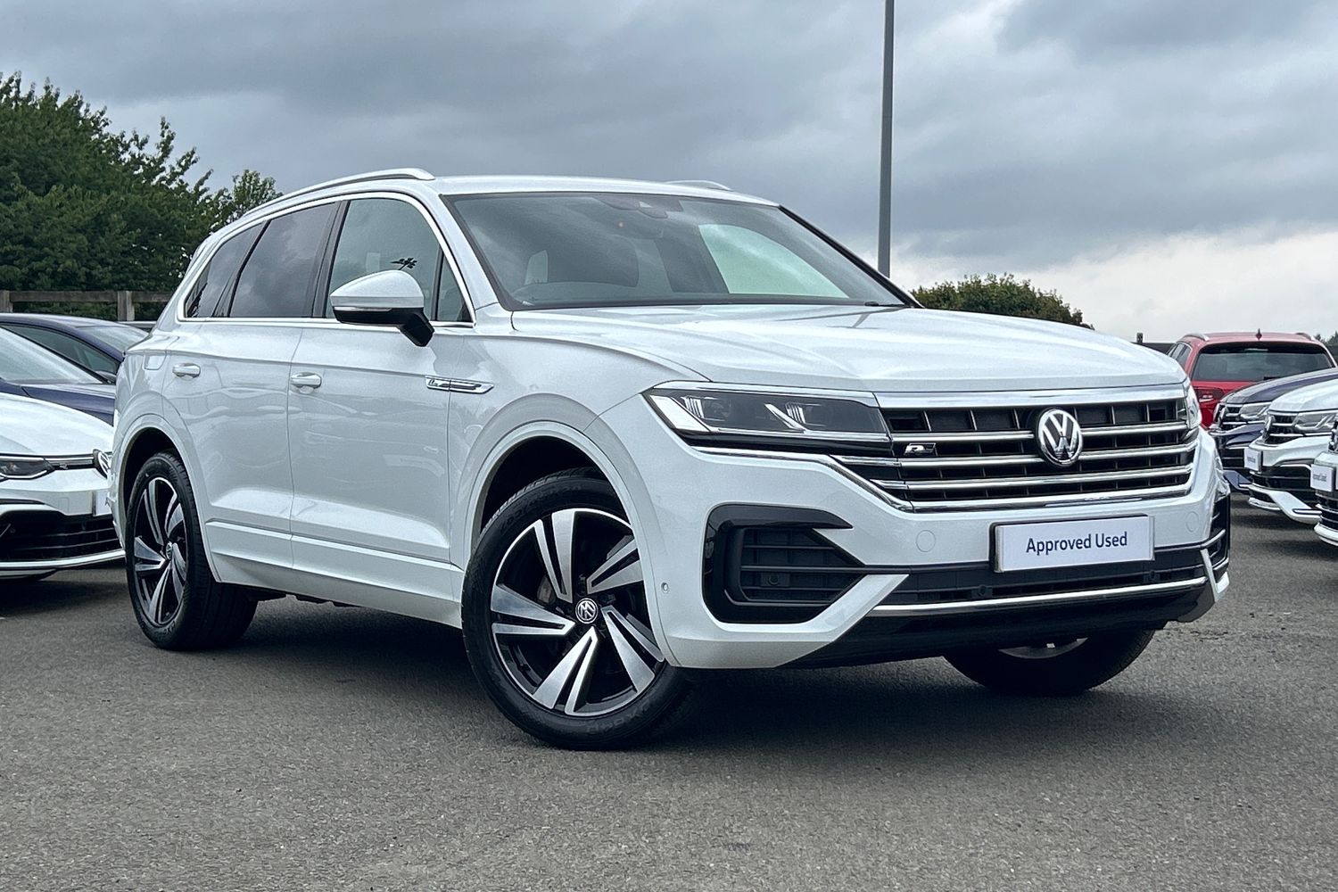 Main listing image - Volkswagen Touareg