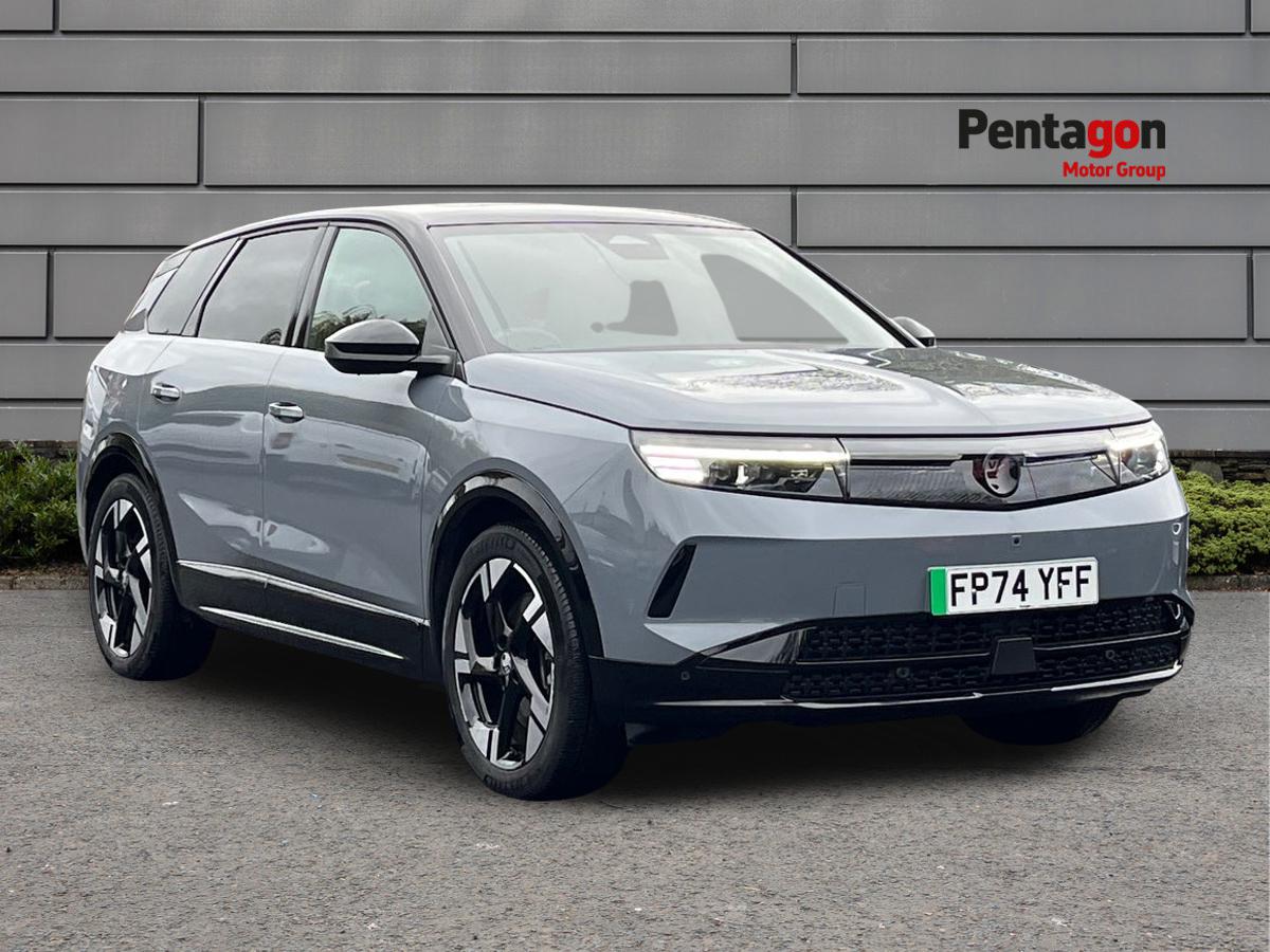 Main listing image - Vauxhall Grandland