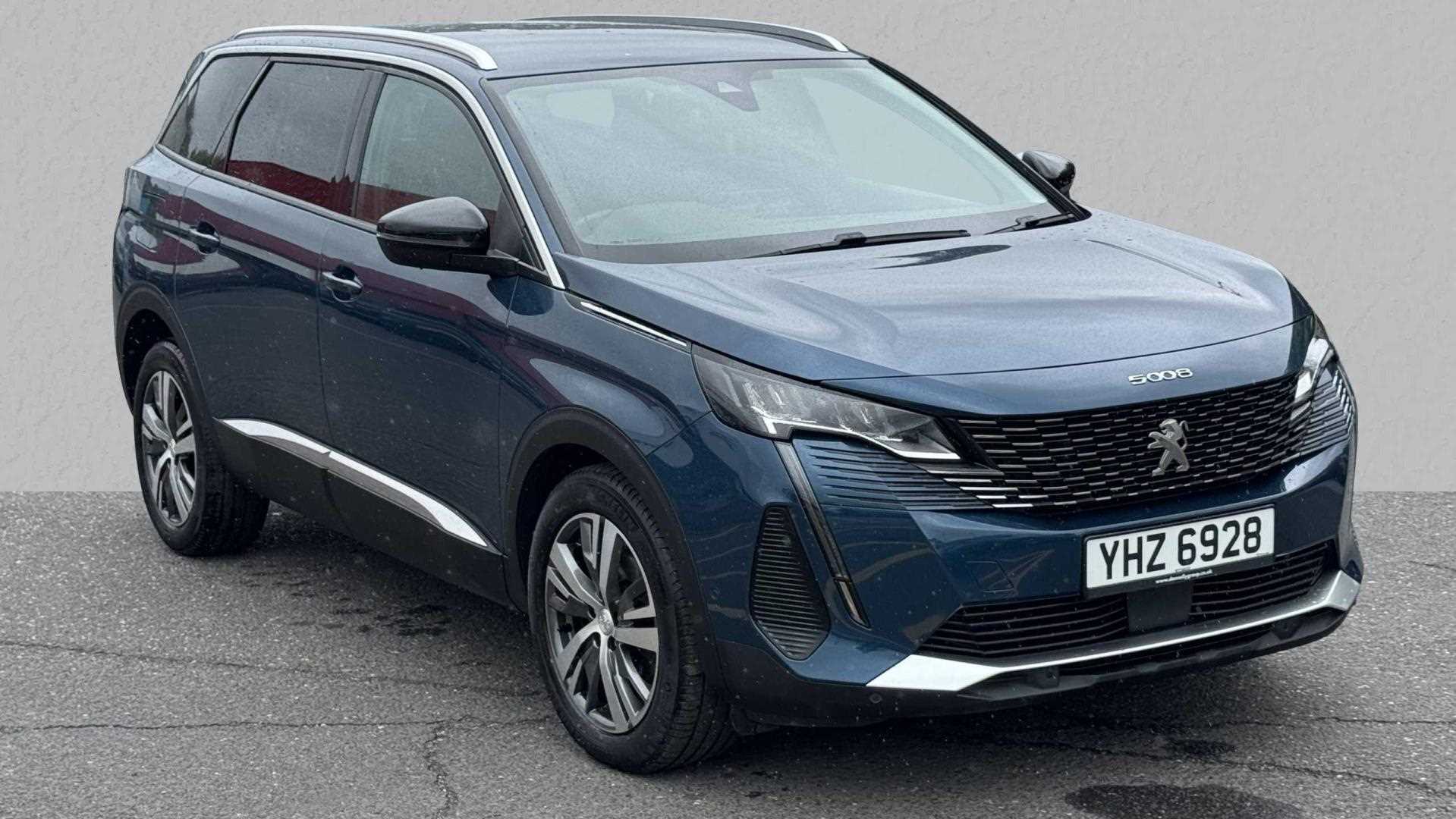 Main listing image - Peugeot 5008