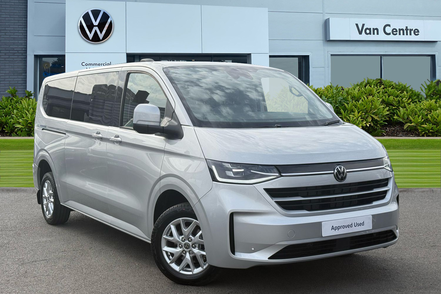 Main listing image - Volkswagen Transporter Shuttle