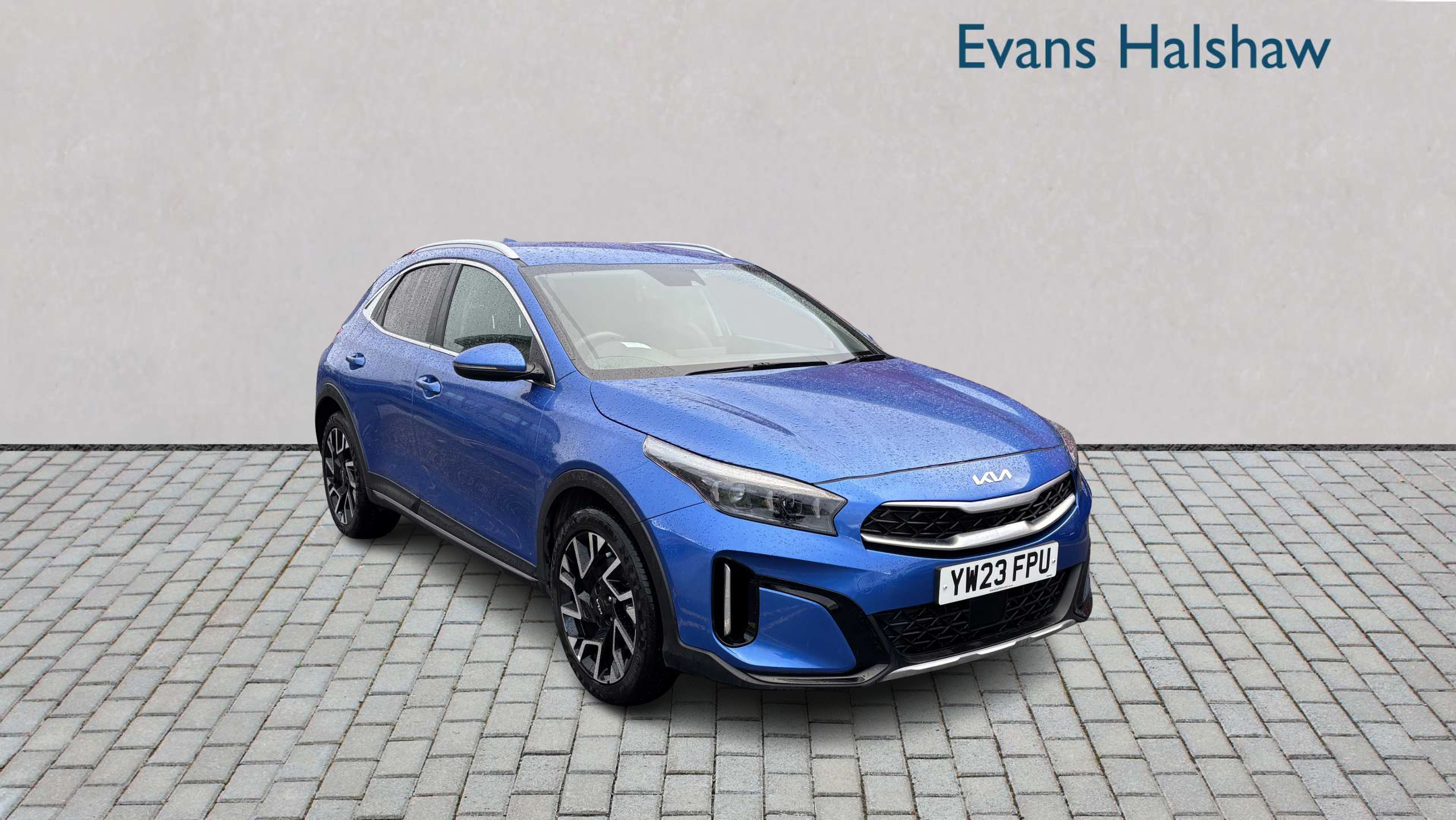 Main listing image - Kia XCeed