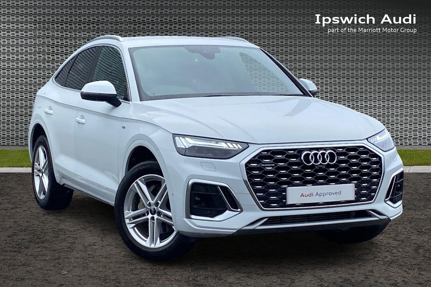 Main listing image - Audi Q5 Sportback
