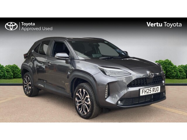 Main listing image - Toyota Yaris Cross