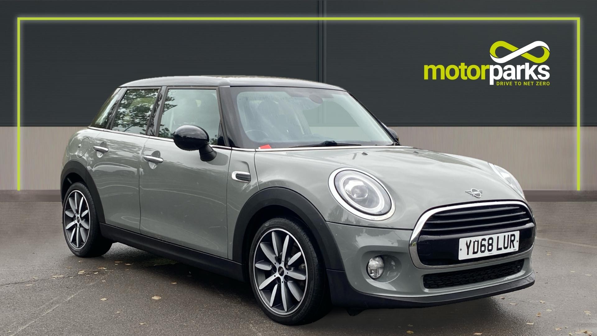 Main listing image - MINI Hatchback 5dr
