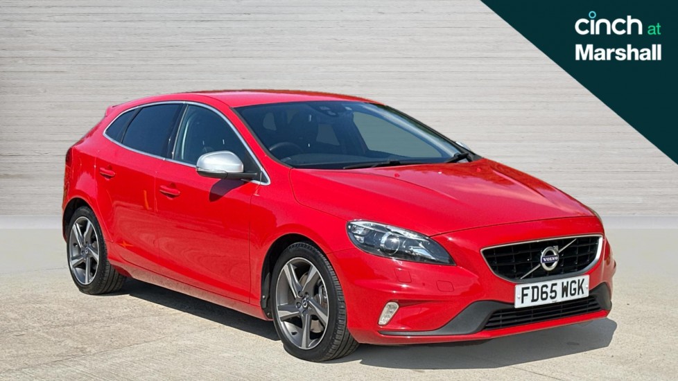 Main listing image - Volvo V40