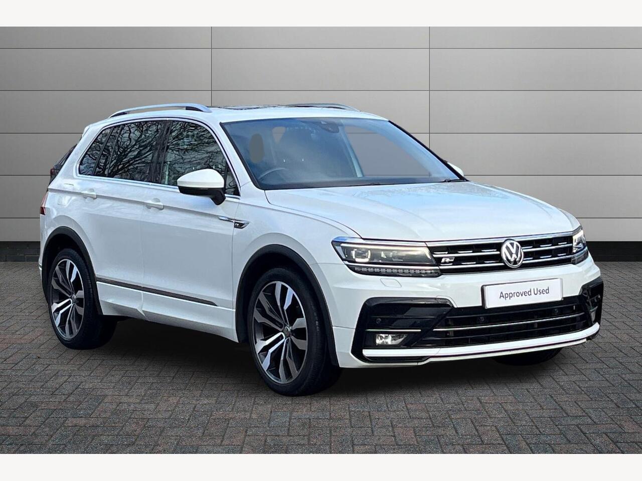 Main listing image - Volkswagen Tiguan
