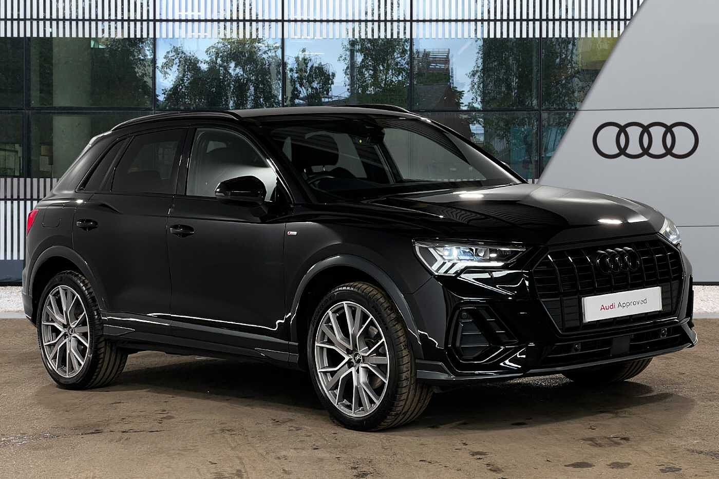 Main listing image - Audi Q3