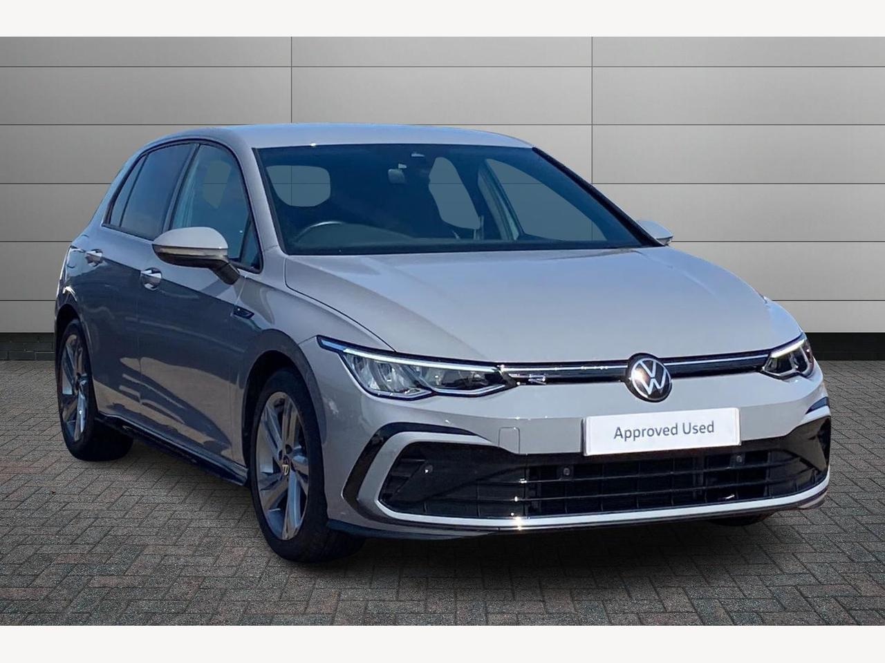 Main listing image - Volkswagen Golf