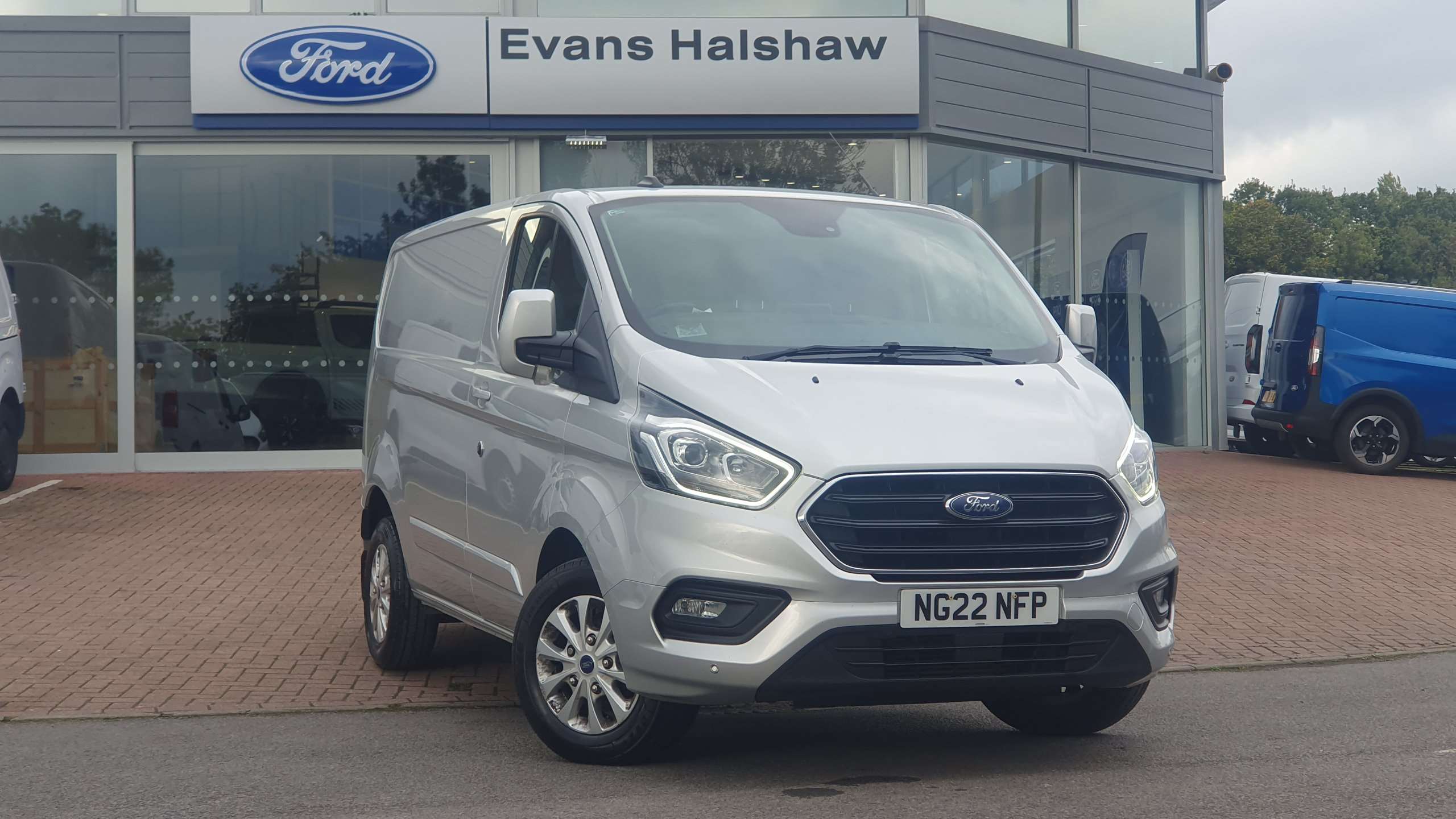 Main listing image - Ford Transit Custom