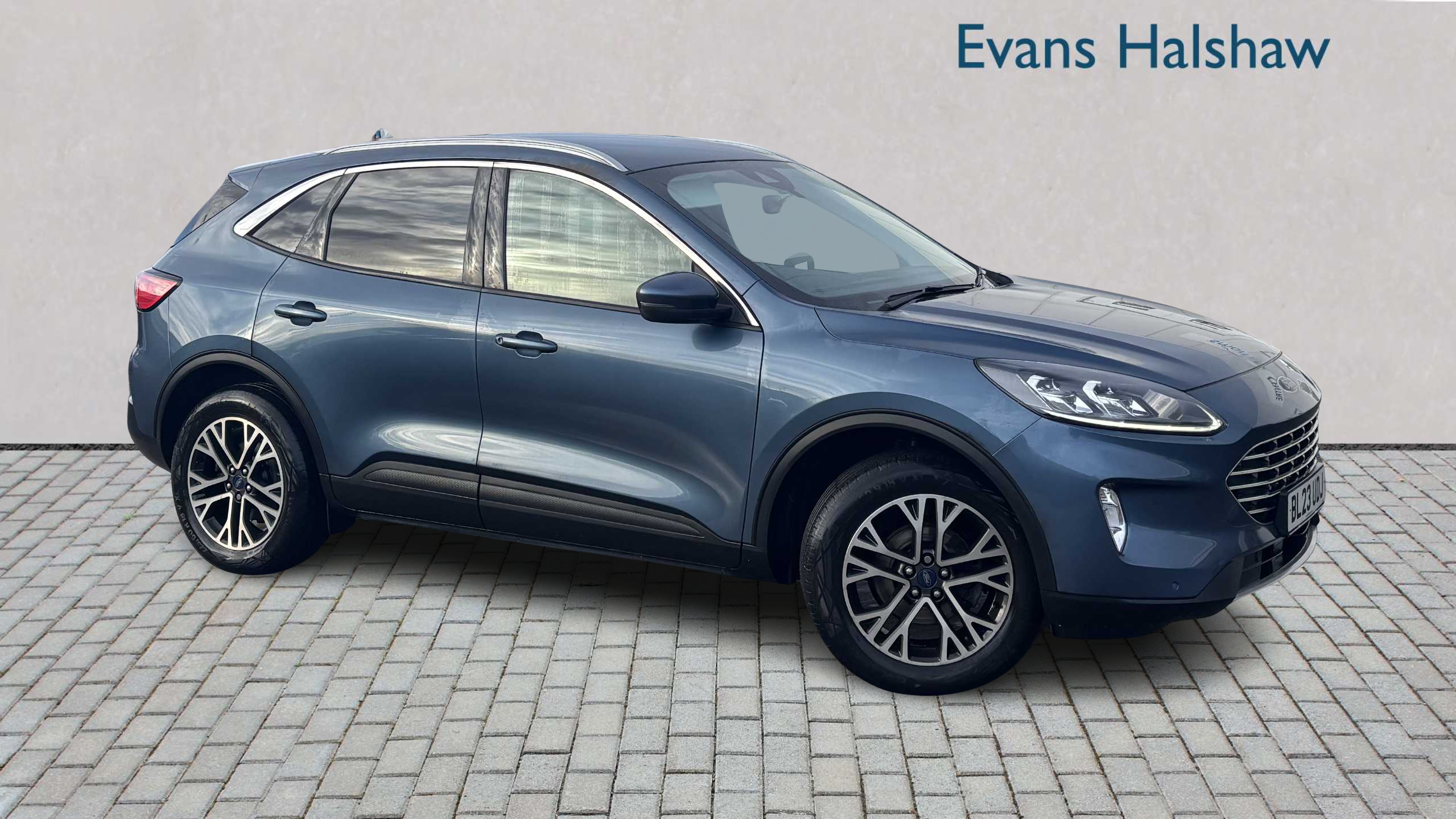 Main listing image - Ford Kuga