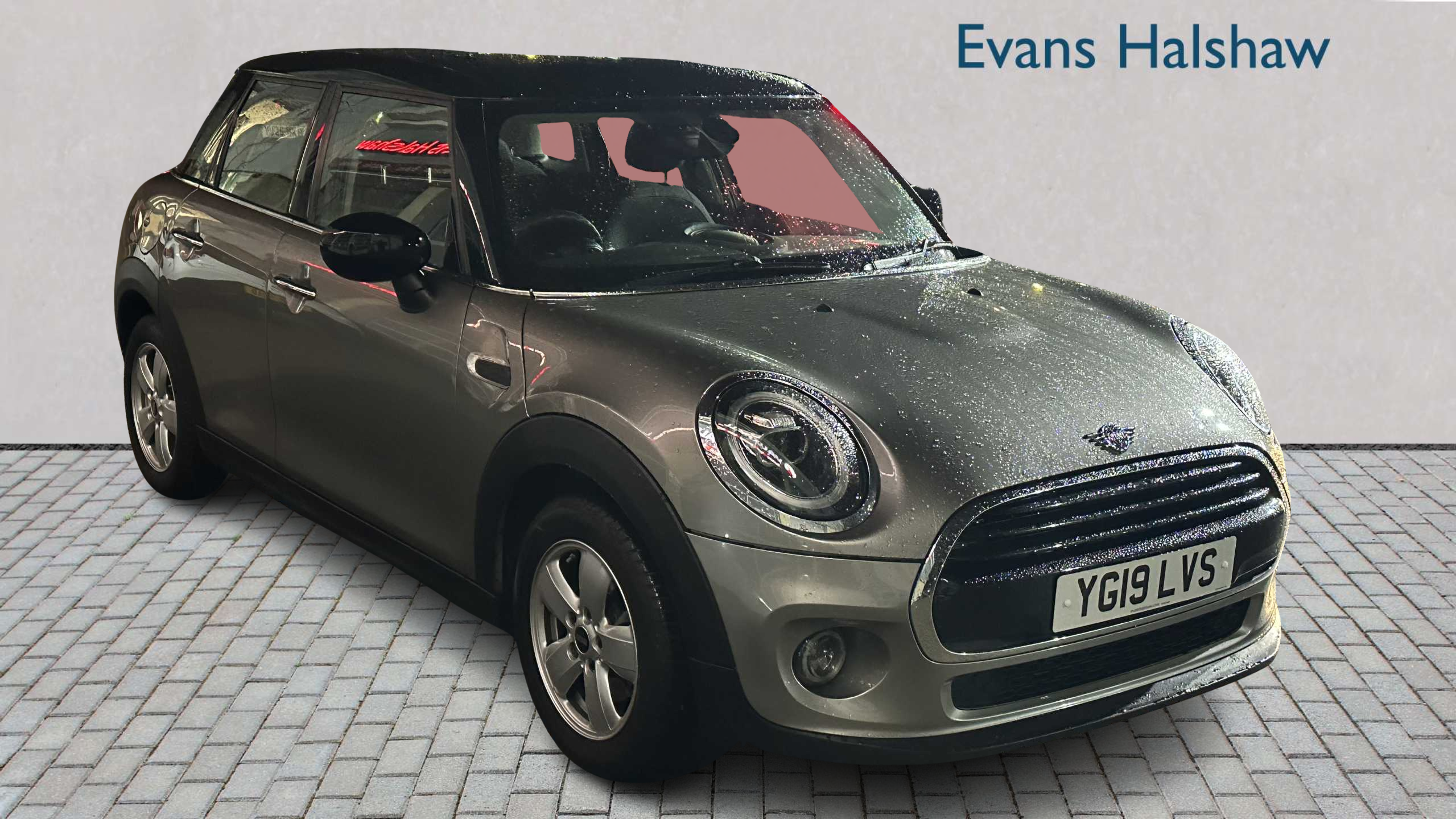 Main listing image - MINI Hatchback 5dr