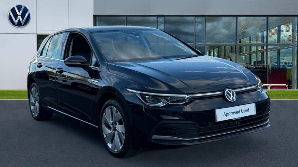 Main listing image - Volkswagen Golf