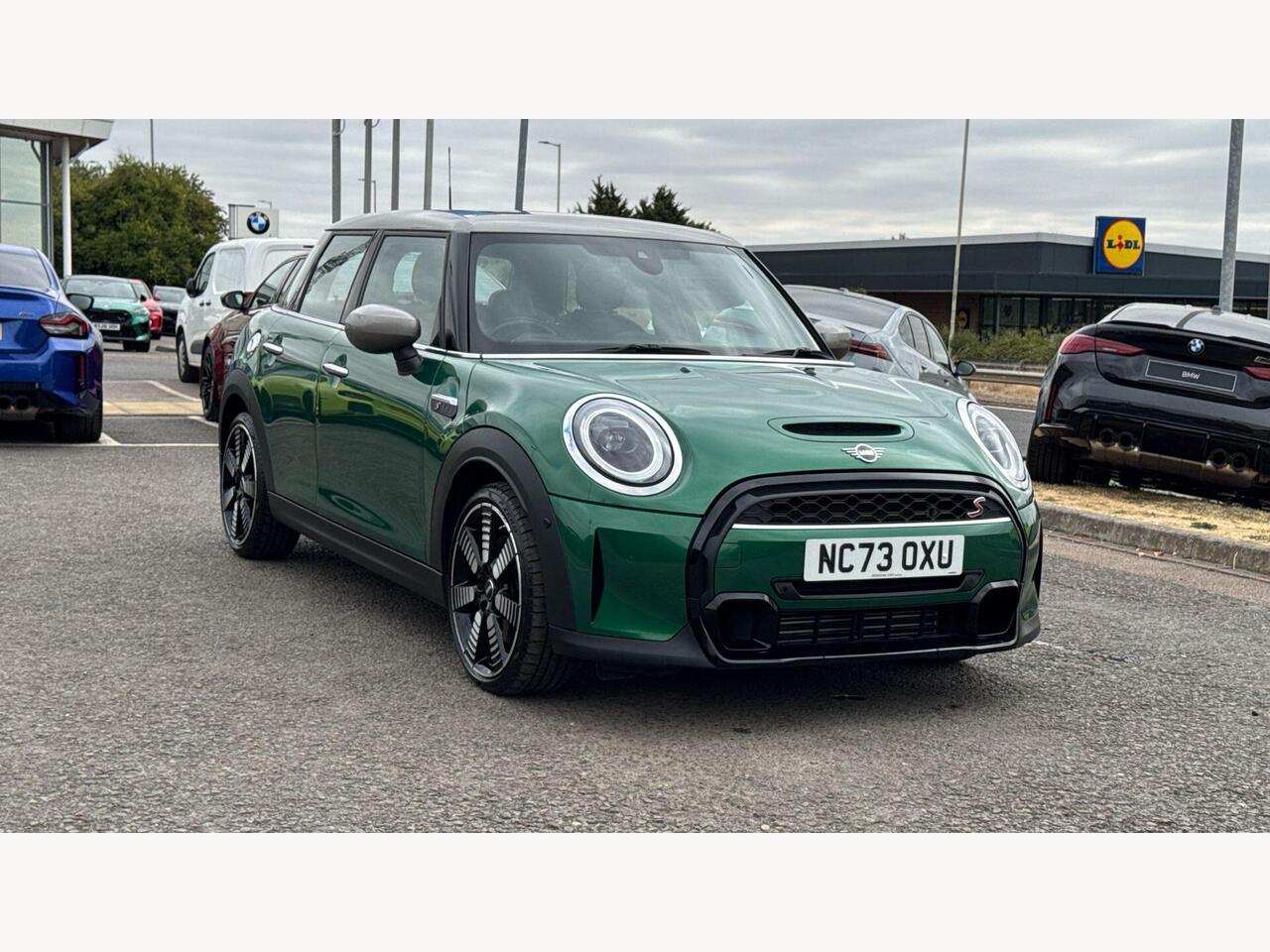 Main listing image - MINI Hatchback