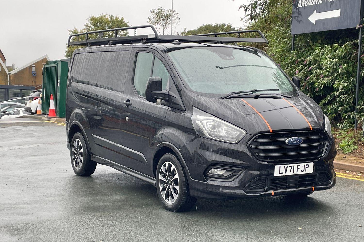 Main listing image - Ford Transit Custom