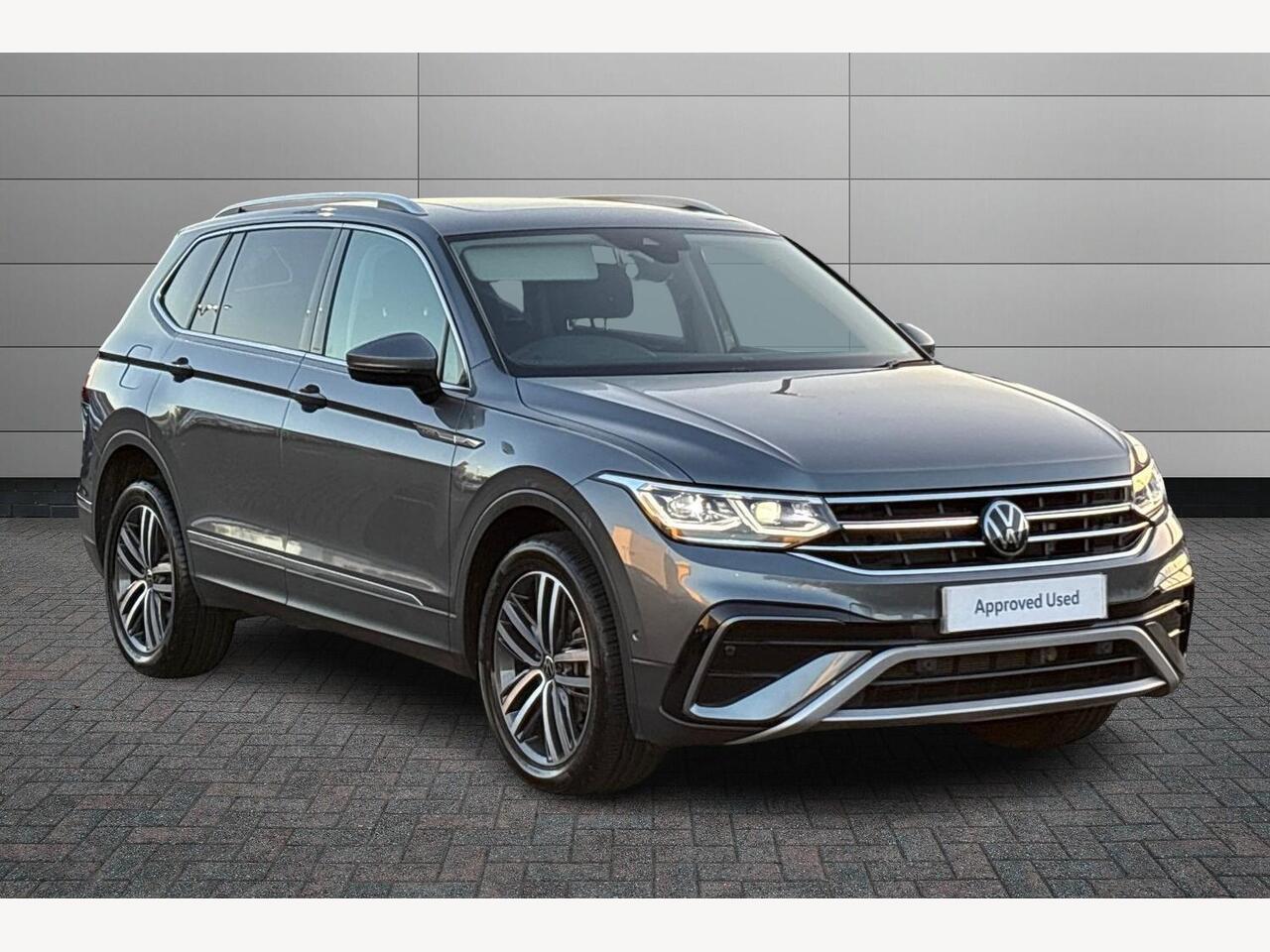 Main listing image - Volkswagen Tiguan Allspace