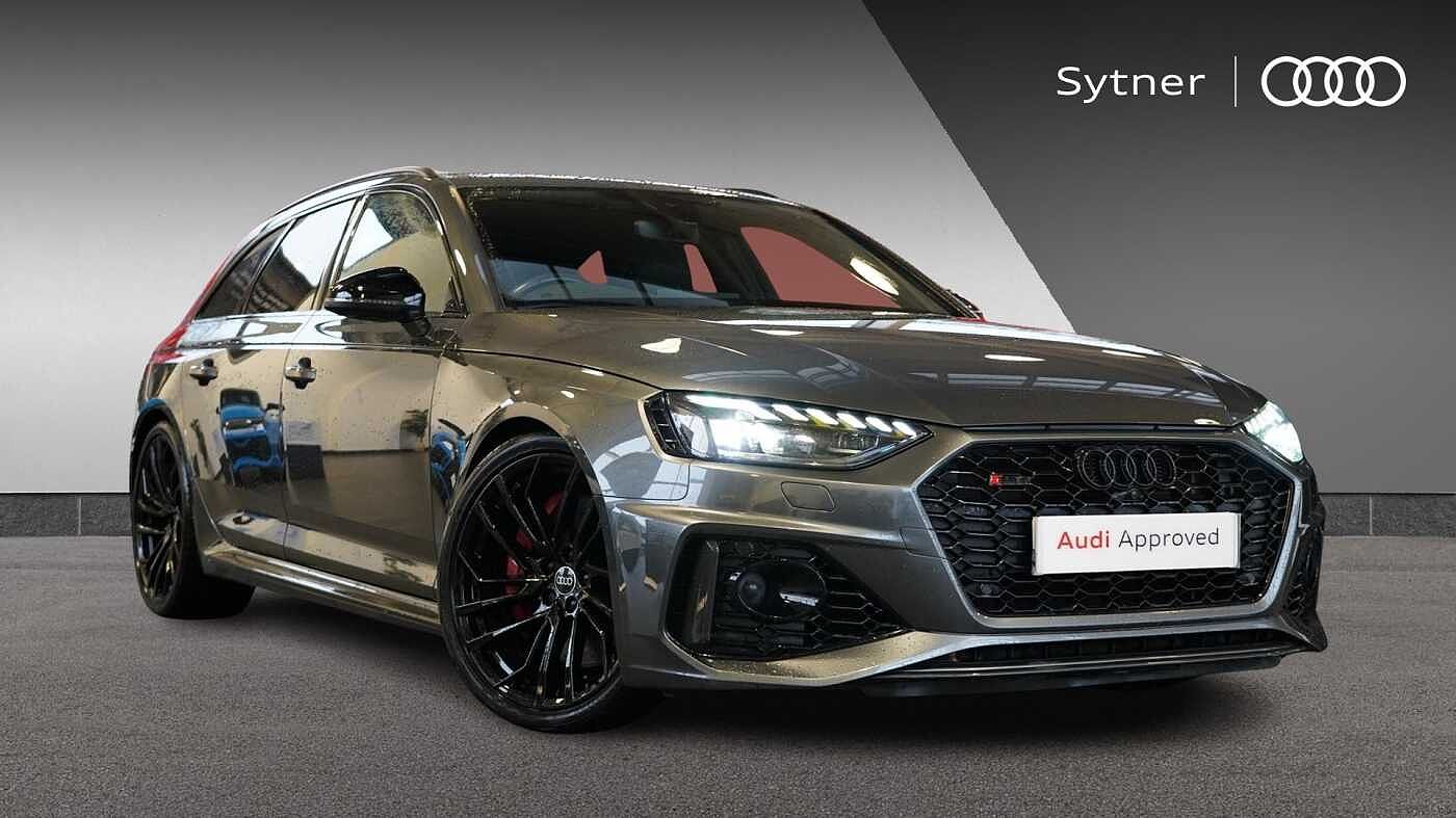 Main listing image - Audi RS4