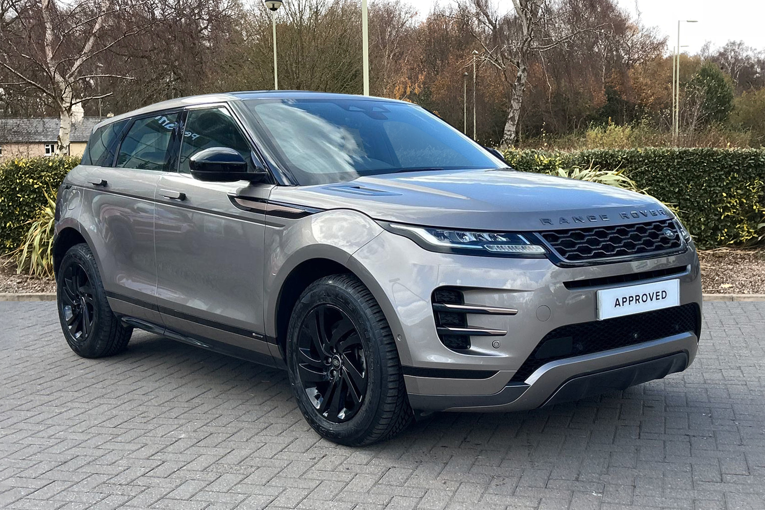 Main listing image - Land Rover Range Rover Evoque