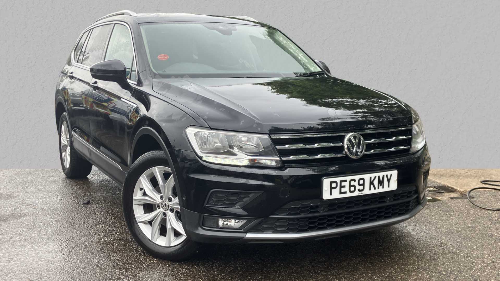 Main listing image - Volkswagen Tiguan Allspace