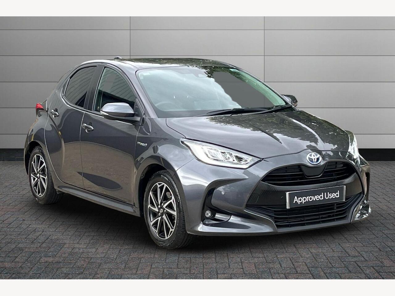 Main listing image - Toyota Yaris