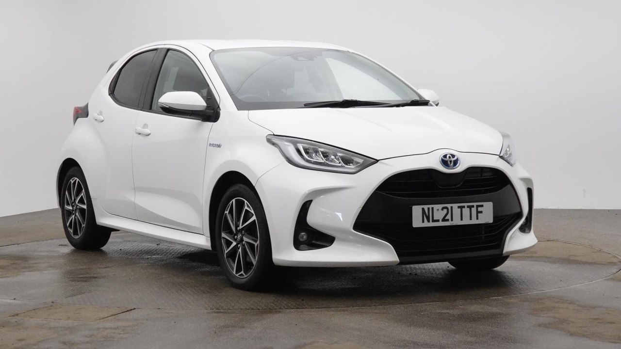 Main listing image - Toyota Yaris