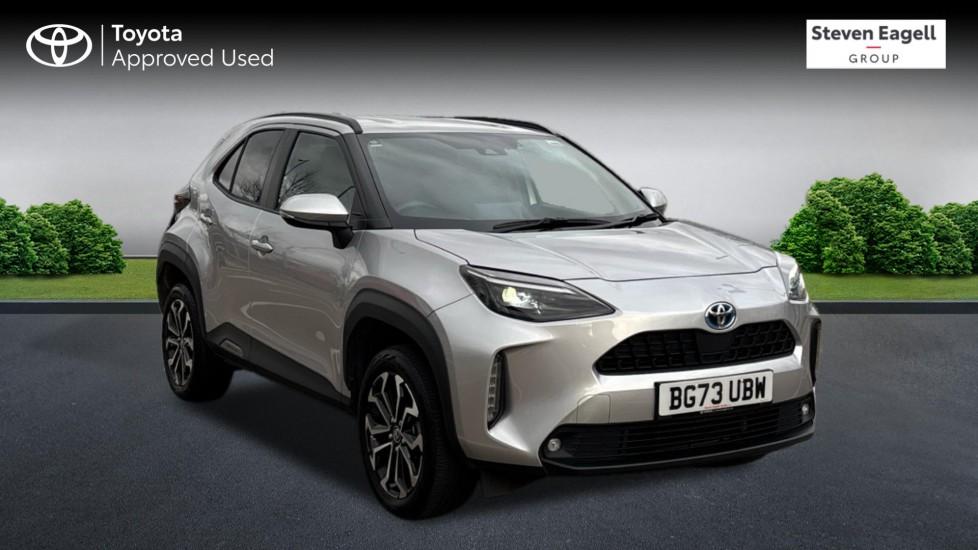 Main listing image - Toyota Yaris Cross