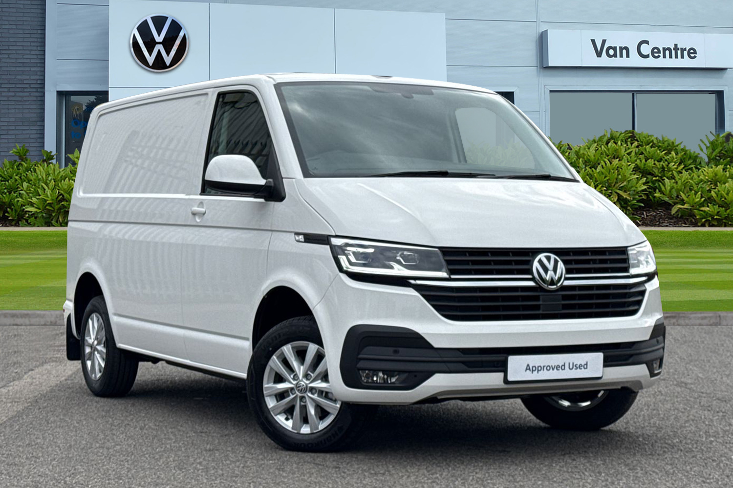 Main listing image - Volkswagen Transporter