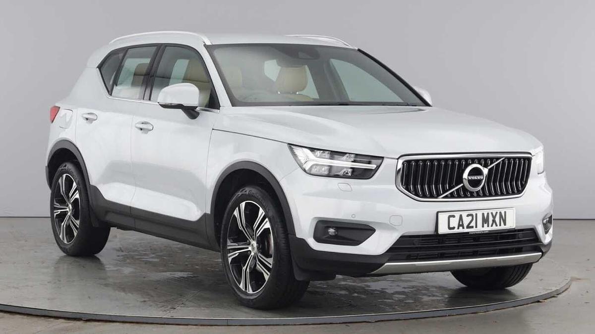 Main listing image - Volvo XC40