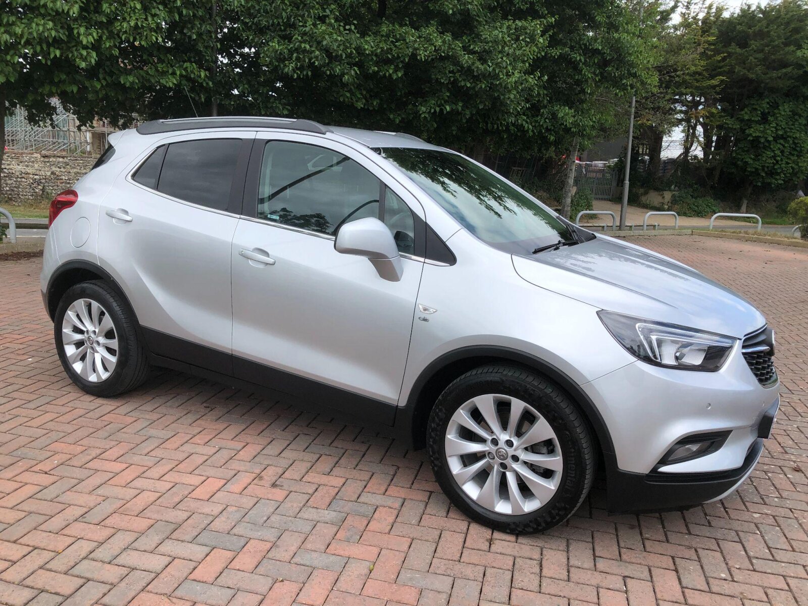 Main listing image - Vauxhall Mokka X