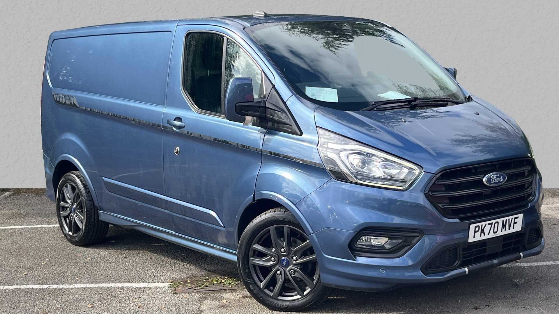 Main listing image - Ford Transit Custom