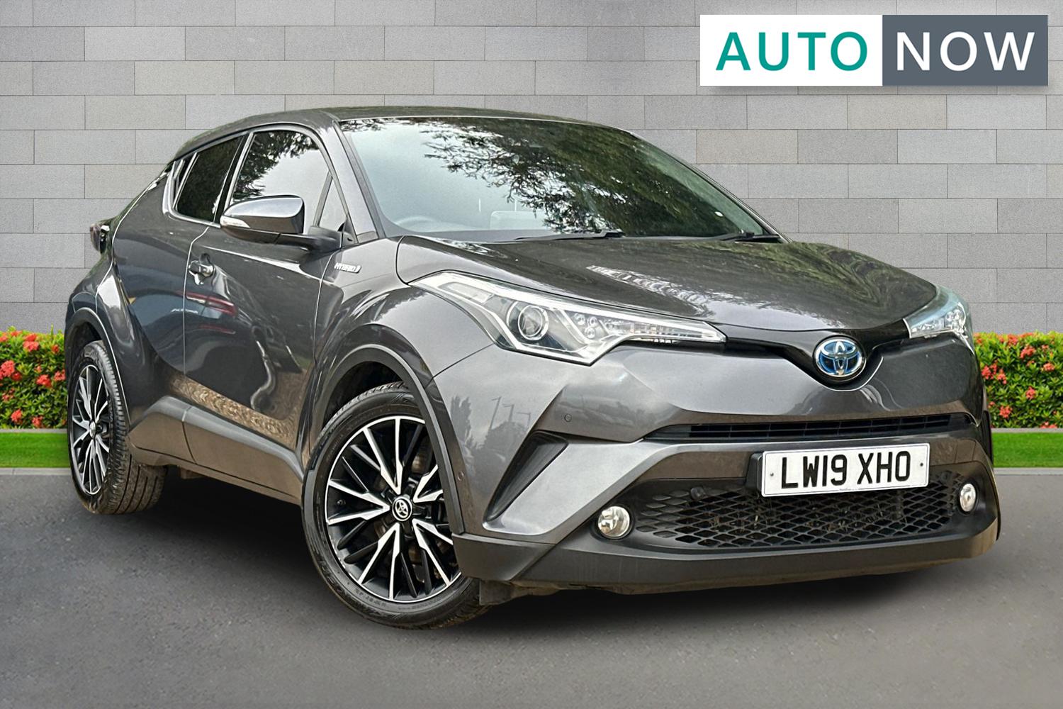 Main listing image - Toyota C-HR