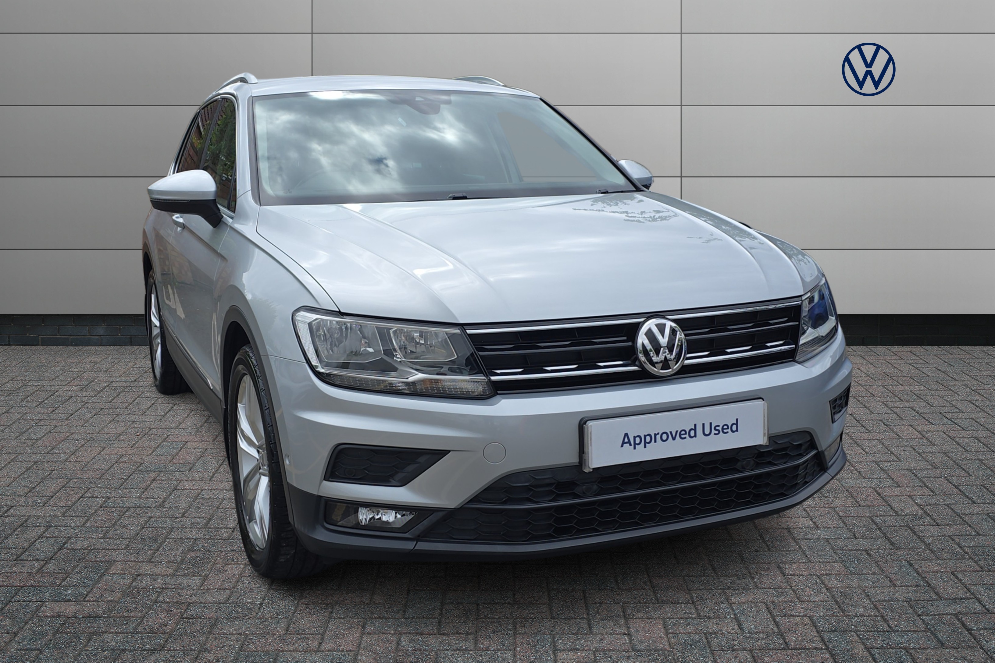 Main listing image - Volkswagen Tiguan