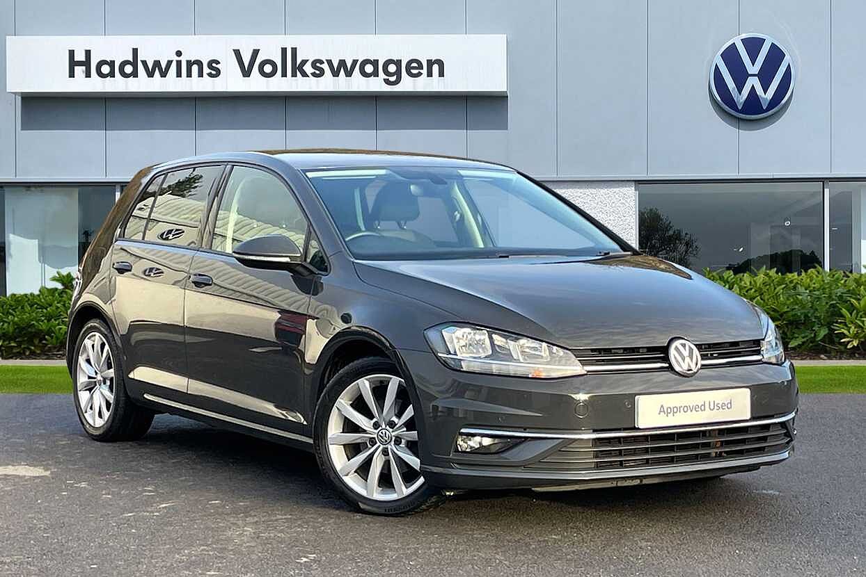 Main listing image - Volkswagen Golf