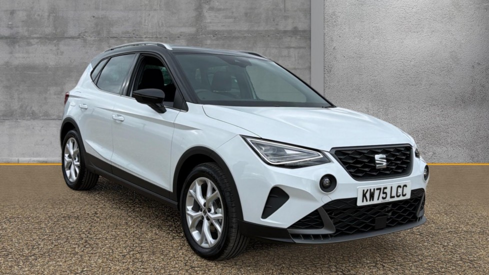 Main listing image - SEAT Arona