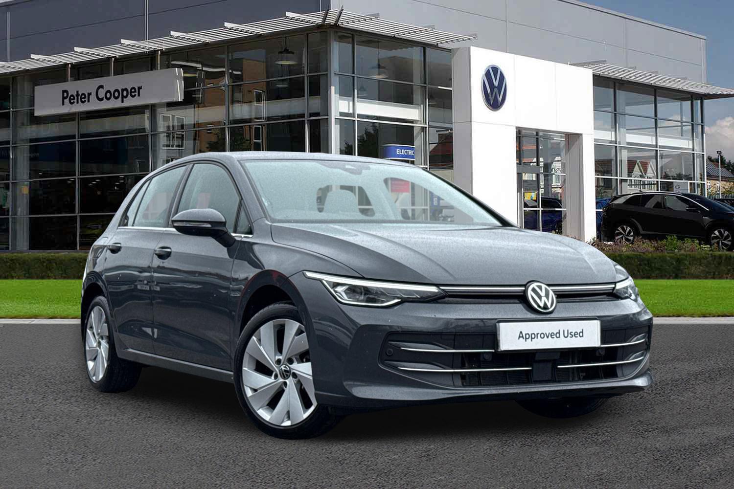 Main listing image - Volkswagen Golf