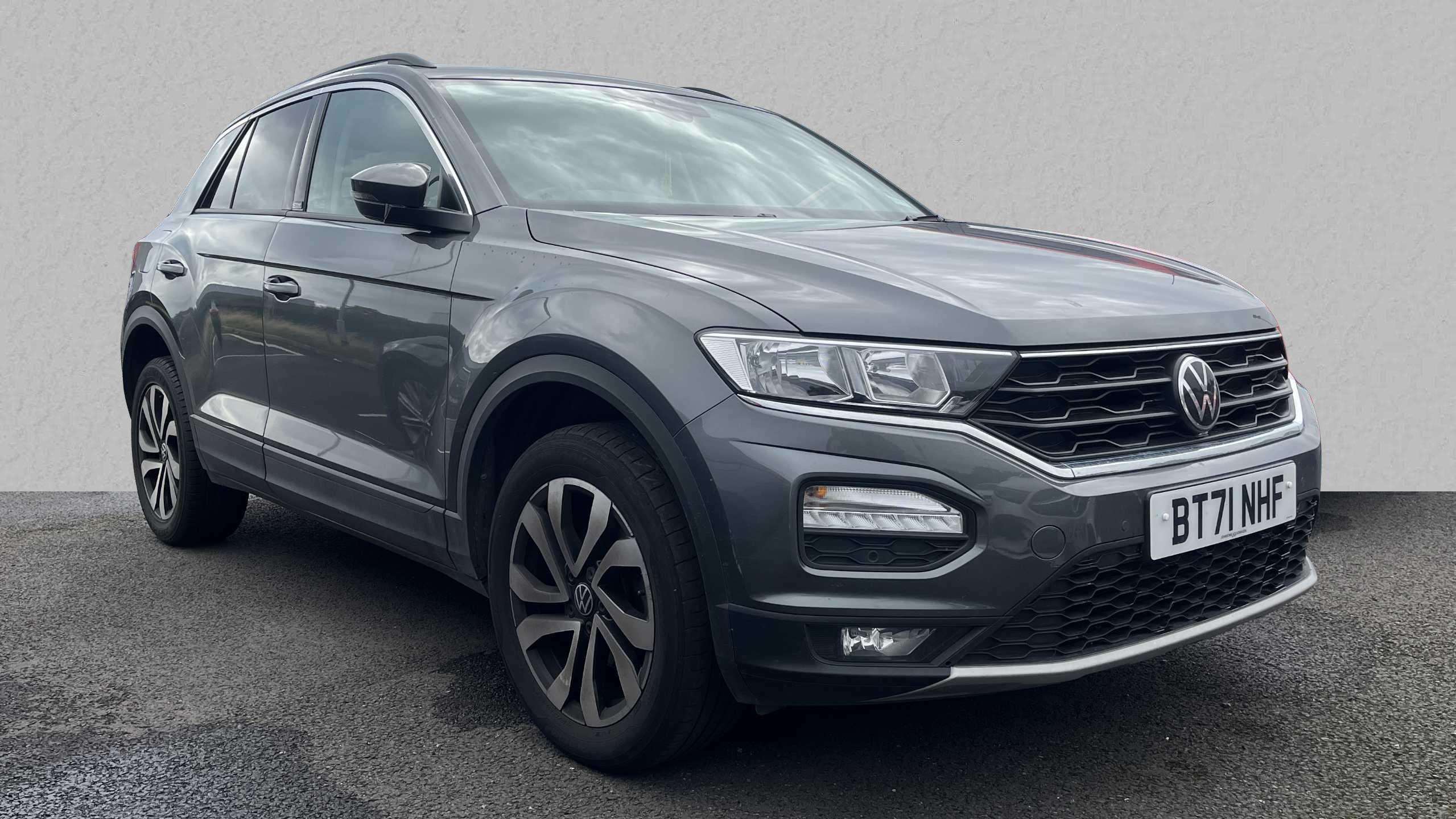 Main listing image - Volkswagen T-Roc