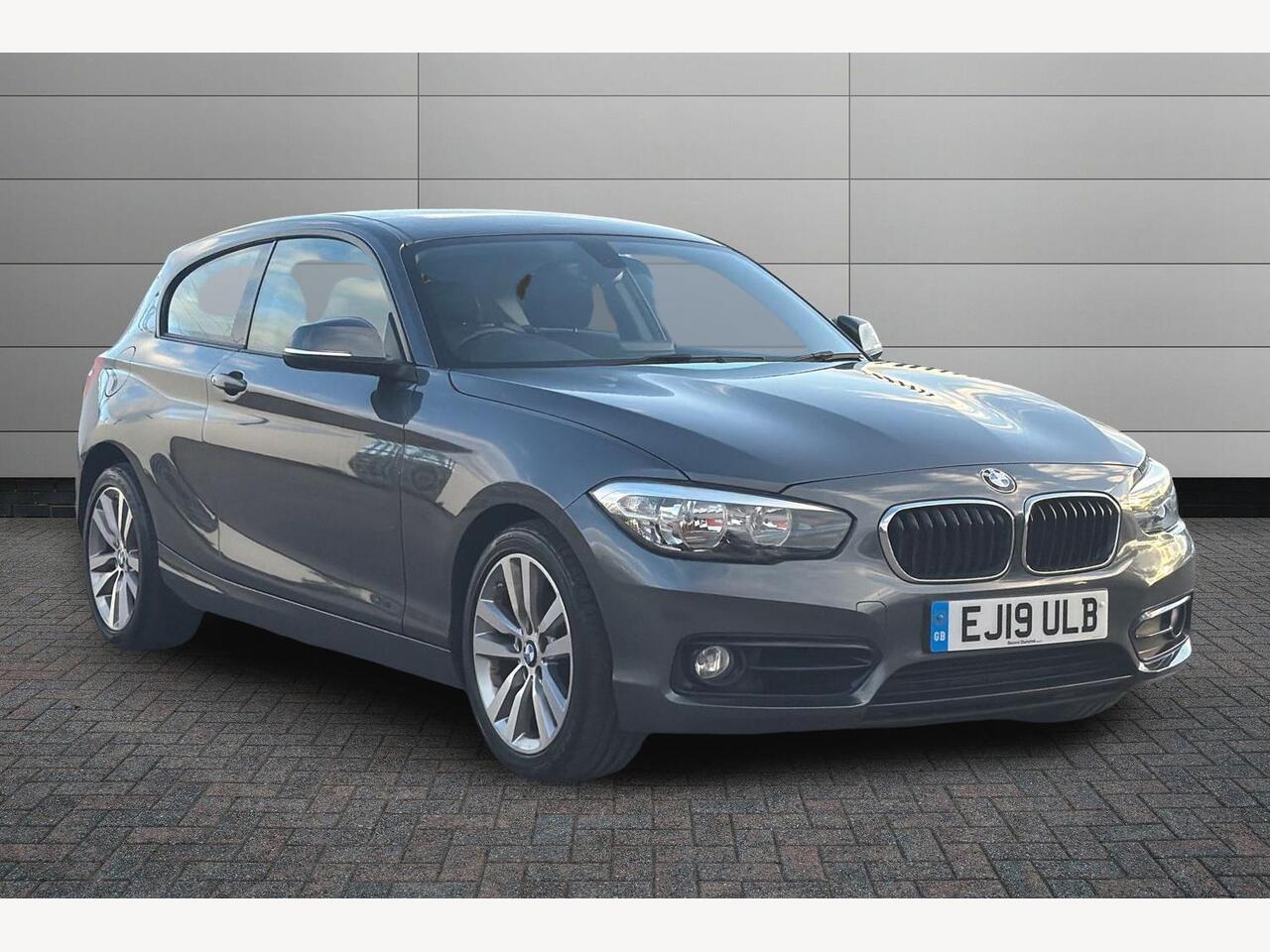 Main listing image - BMW 1 Series