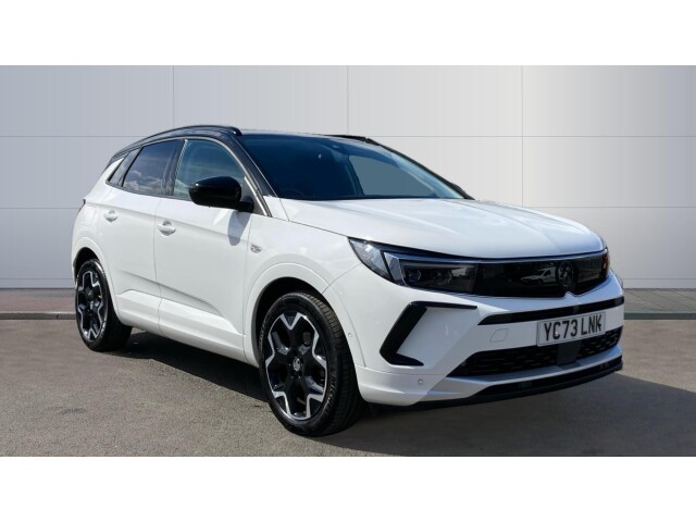 Main listing image - Vauxhall Grandland