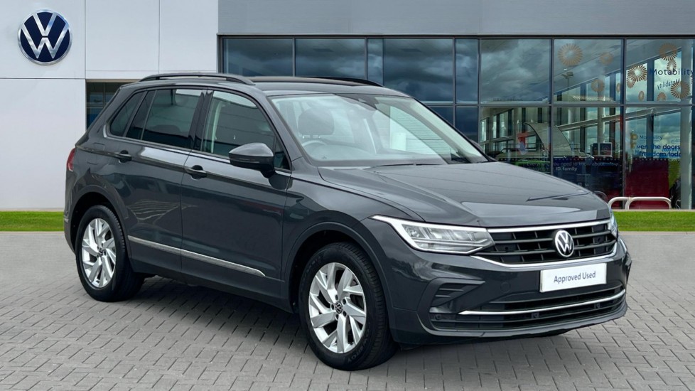 Main listing image - Volkswagen Tiguan
