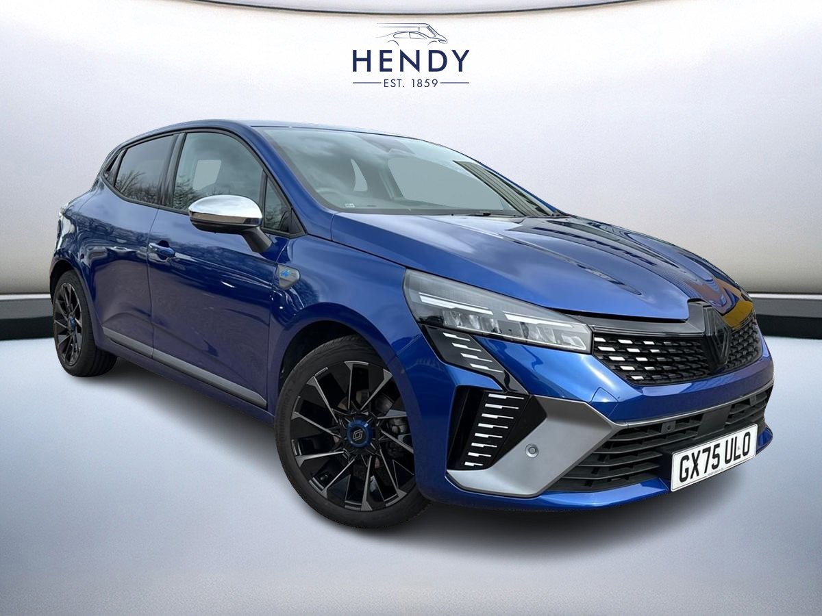 Main listing image - Renault Clio