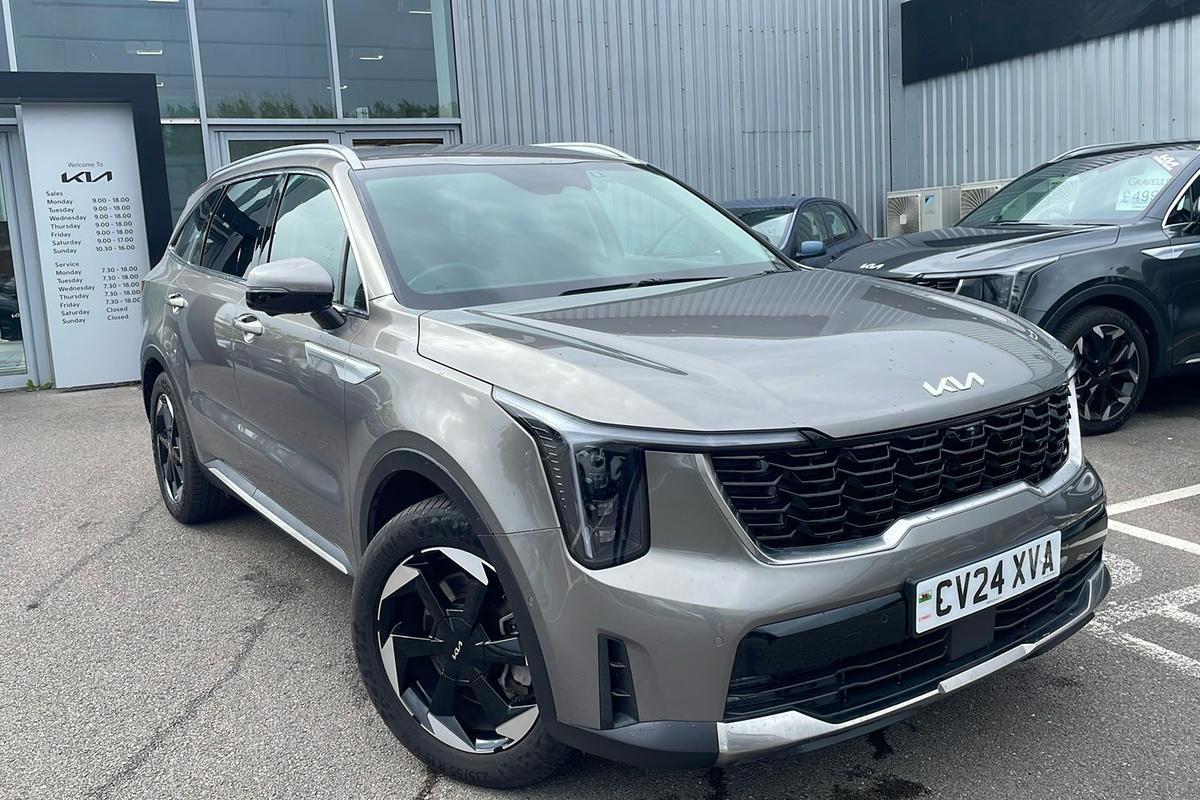 Main listing image - Kia Sorento