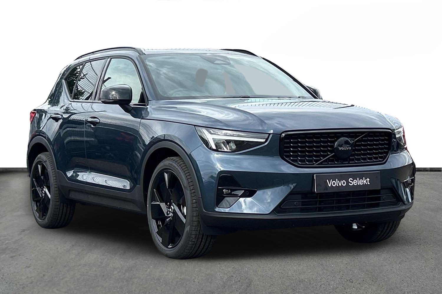 Main listing image - Volvo XC40